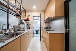 Sixth Avenue (D10), Terrace #568280641
